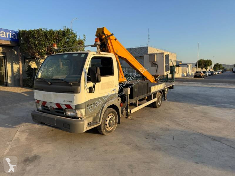 Furgoneta Nissan 35