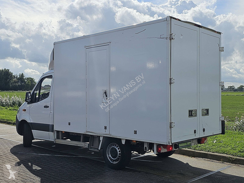 Лекотоварен автомобил Mercedes 314 Koelwagen...