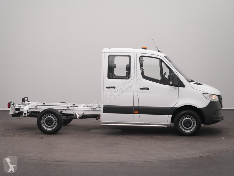 Лекотоварен автомобил Mercedes 311 CDI