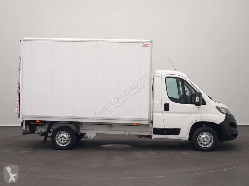 Furgoneta Peugeot 140PK