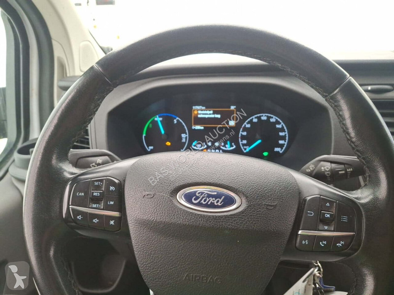Лекотоварен автомобил Ford 340 1.0 L1H1 PHEV Tr...