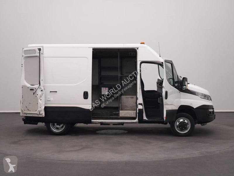 Furgoneta Iveco 35C13