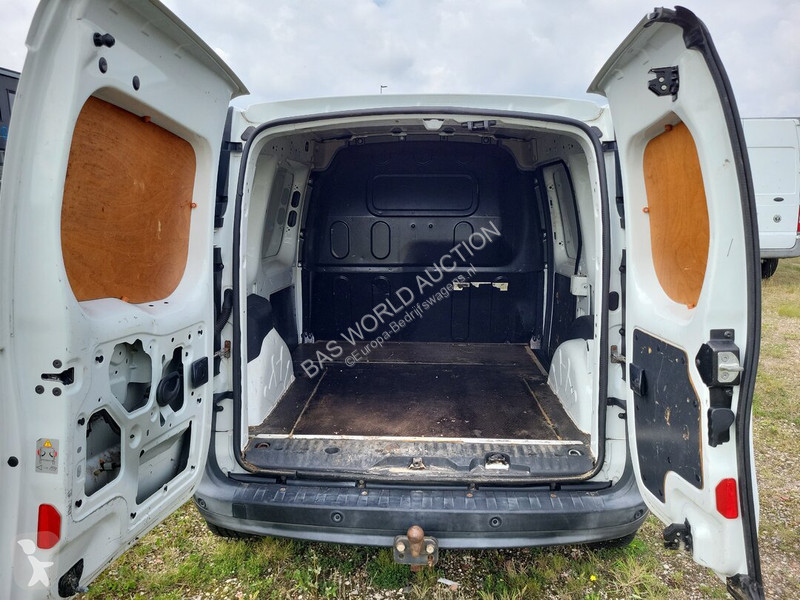 Furgoneta Renault 75PK