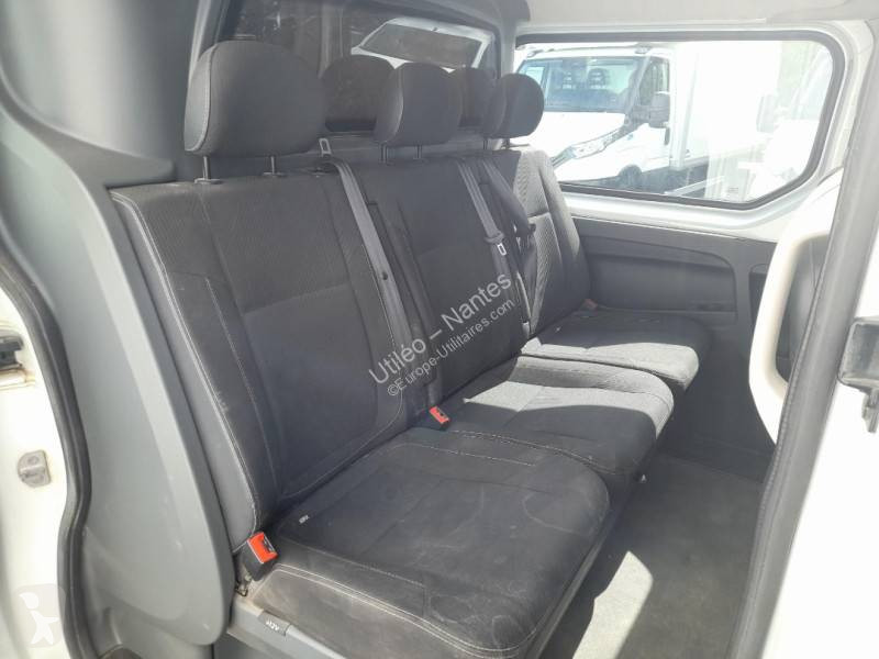 Лекотоварен автомобил Renault 1.6 DCI 120CH...