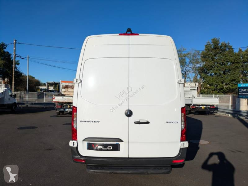 Mercedes 315 CDI van