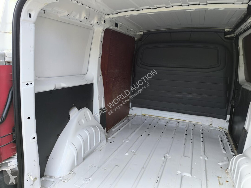 Furgoneta Peugeot 128pk