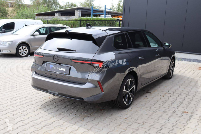 Furgoneta Opel Sports Tourer