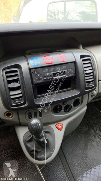 Лекотоварен автомобил Renault TRAFIC
