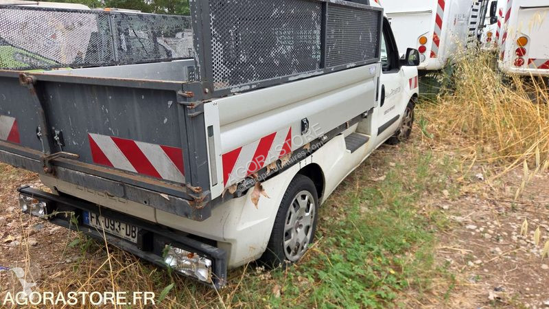 Лекотоварен автомобил Fiat DOBLO