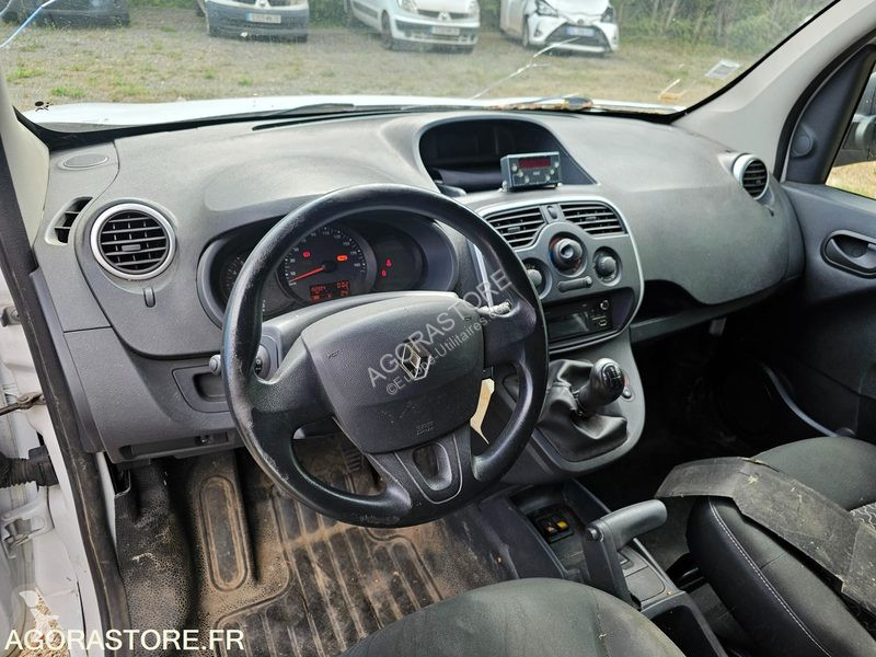 Лекотоварен автомобил Renault