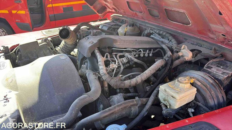 Furgoneta Land Rover DEFENDER