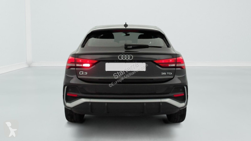 Véhicule utilitaire Audi Q3