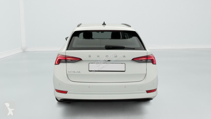 Véhicule utilitaire Skoda Combi