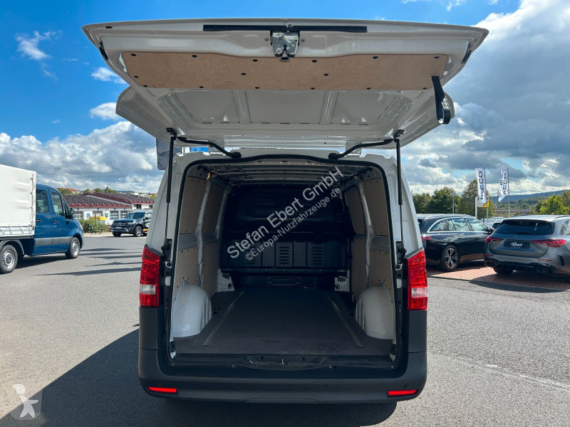 Лекотоварен автомобил Mercedes Vito  9G Extral...