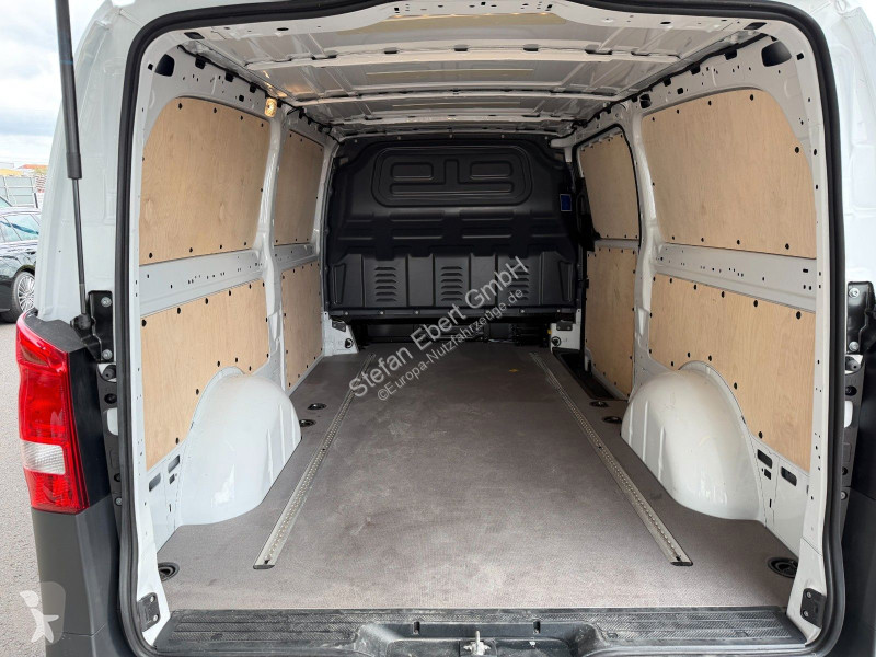 Лекотоварен автомобил Mercedes Vito  9G Extral...