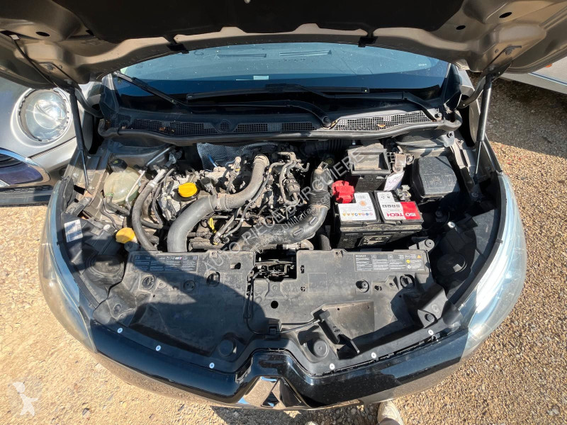 Лекотоварен автомобил Renault 1.2 TCe Energy...