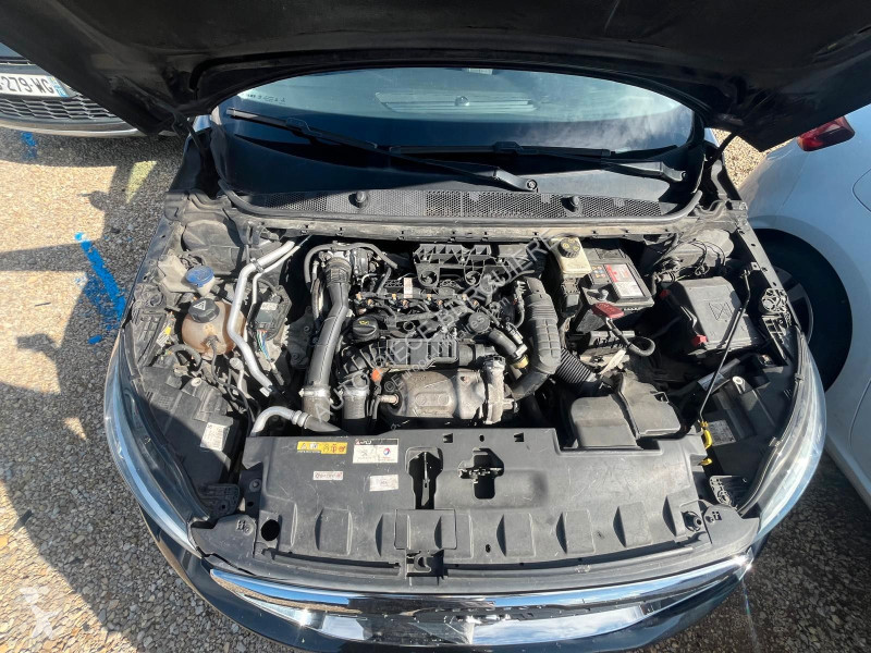Лекотоварен автомобил Peugeot II SW 1.5 BlueHDi...