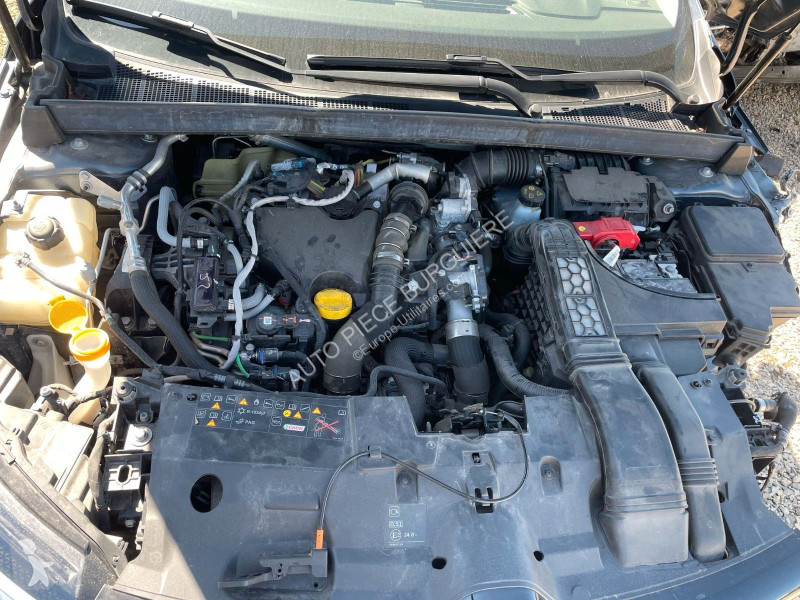 Лекотоварен автомобил Renault Mégane IV 1.5...