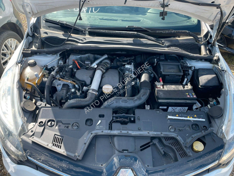 Лекотоварен автомобил Renault 1.5 DCi 75...