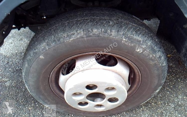Furgoneta Fuso