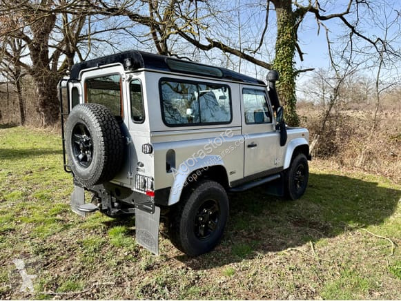 Furgoneta Land Rover DEFENDER