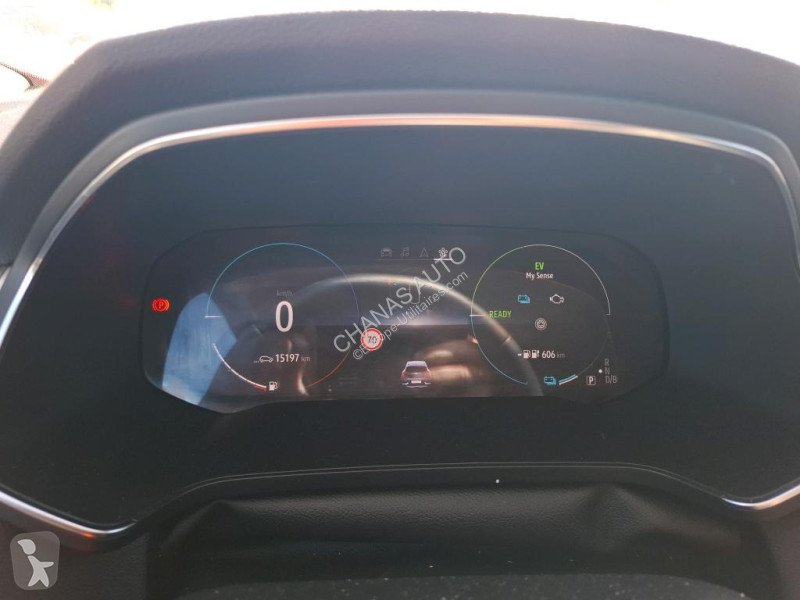 Užitkové vozidlo Renault 1.6 E-Tech Plug-in 160...
