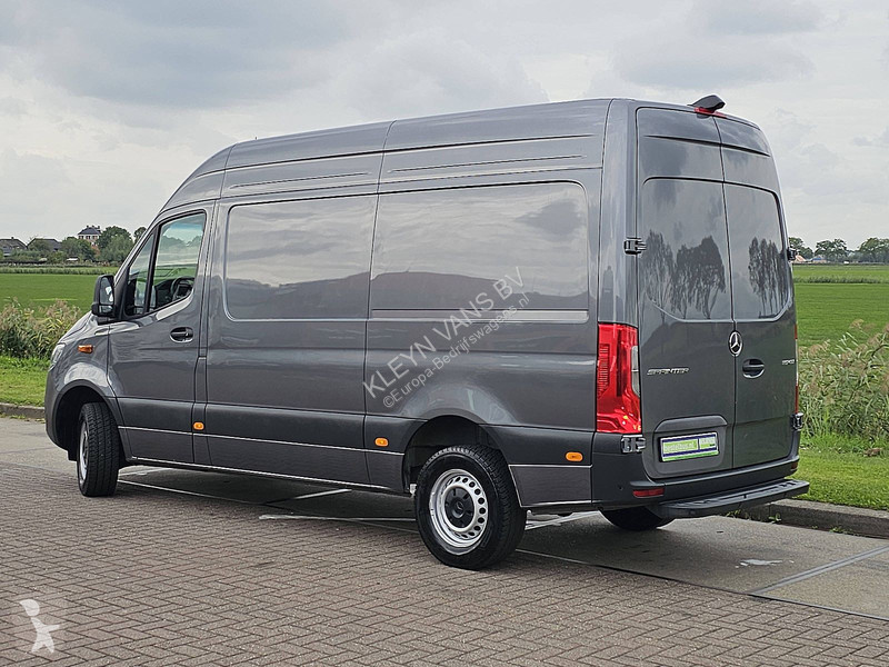 Bedrijfswagen Mercedes 317 L2H2 LED Mbux10