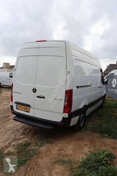 Mercedes 314 CDI van