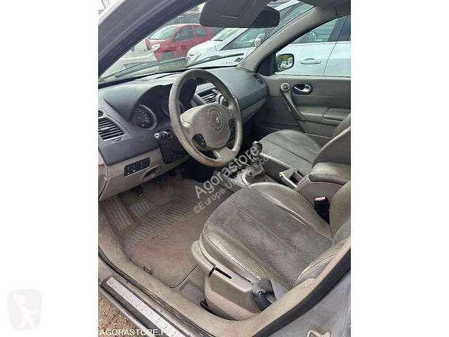 Коммерческий автомобиль