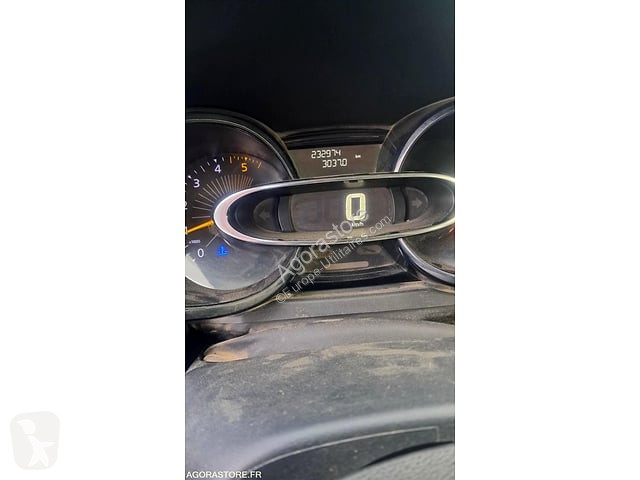 Коммерческий автомобиль