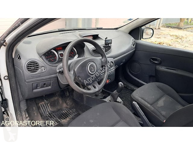 Коммерческий автомобиль