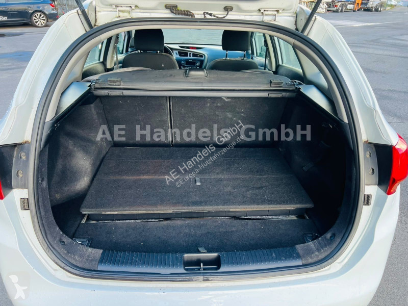 KIA cee'd Sportswagon 1.4 CRDi 90...