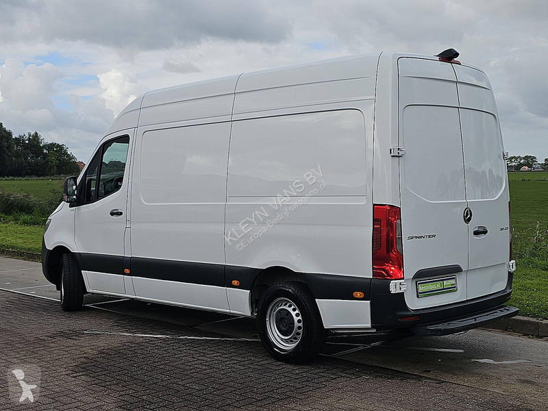 Bedrijfswagen Mercedes 317 L2H2 Automaat AC