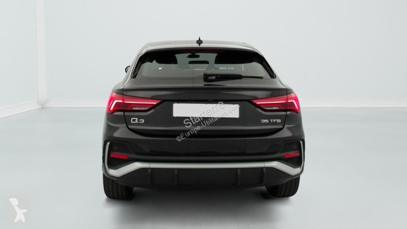 Véhicule utilitaire Audi Q3