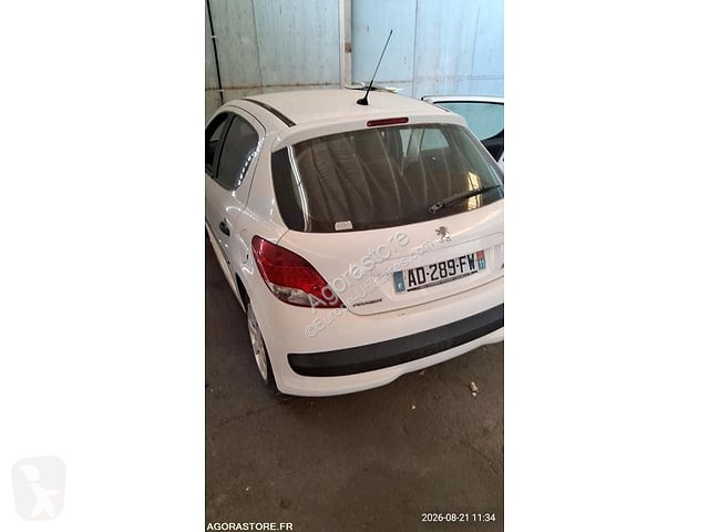 Коммерческий автомобиль