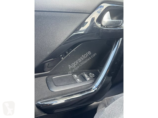 Furgoneta Peugeot 208