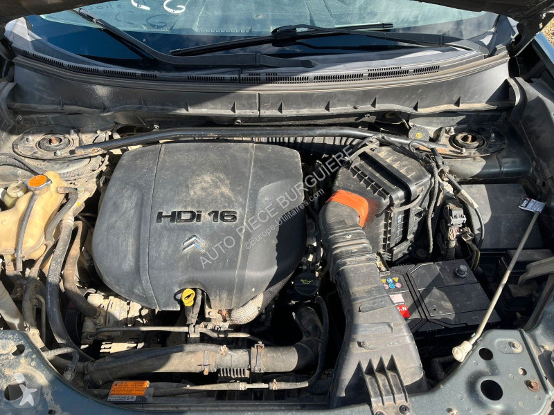 Коммерческий автомобиль Citroën C-Crosser 2.2...