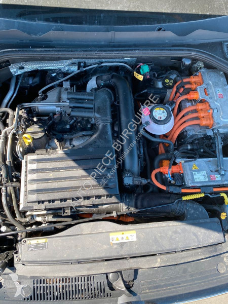 Коммерческий автомобиль Volkswagen VIII 1.4...