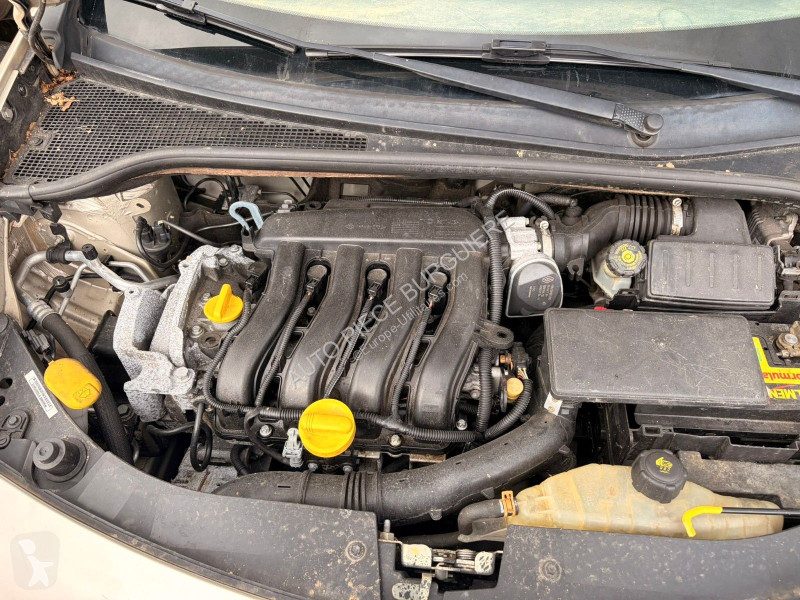 Коммерческий автомобиль Renault 1.4i 100 / FM807
