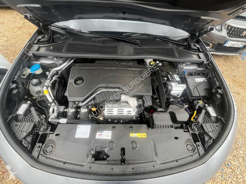 Коммерческий автомобиль Peugeot III 1.2...