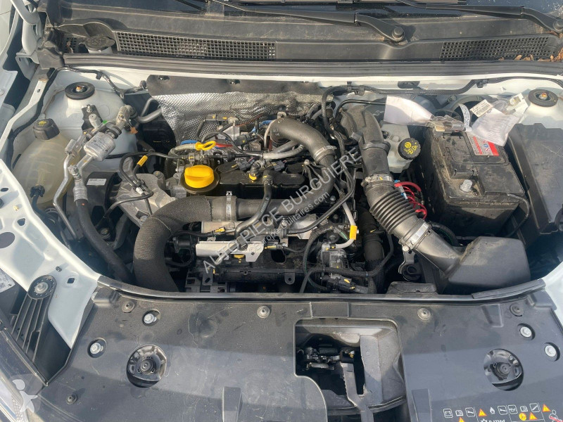 Коммерческий автомобиль Dacia TCe 90 Easy-R...