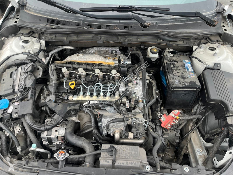 Коммерческий автомобиль Mazda 6 2.2D 150 / CQ803