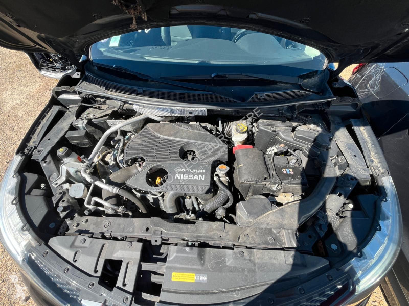 Коммерческий автомобиль Nissan Qashqaï 1.6i 163...