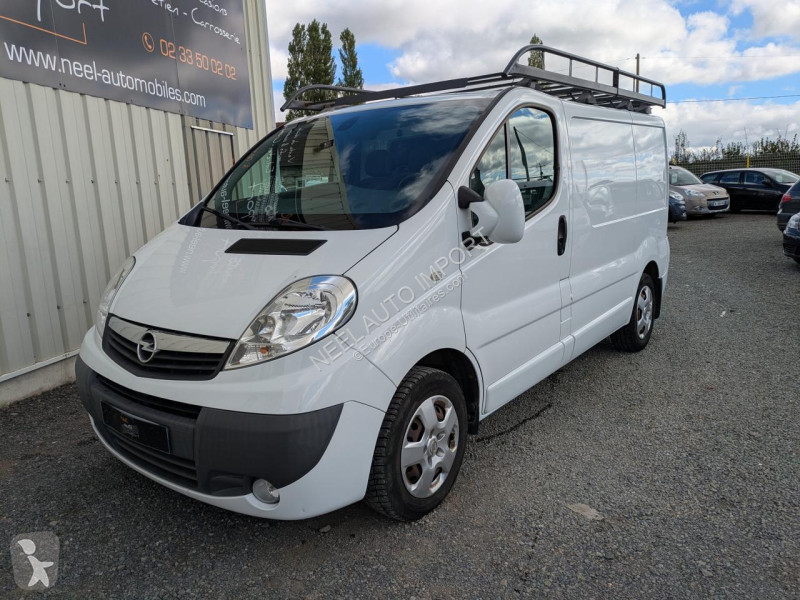 Коммерческий автомобиль Opel REMORQUE CARGO VAN