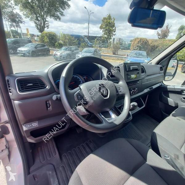 Furgoneta Renault E-TECH 52KW
