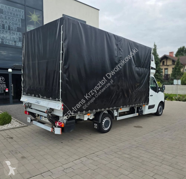 Коммерческий автомобиль Renault