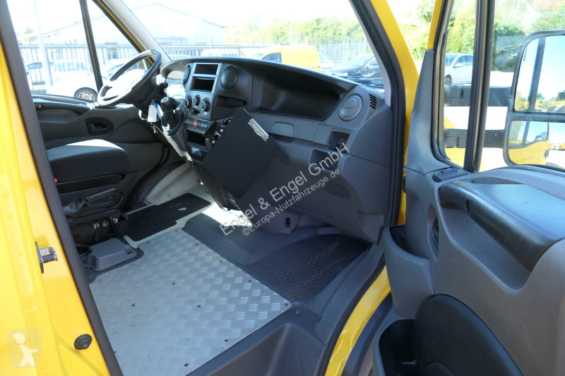 Furgoneta Iveco Daily 35 S11 C30C AUTOMATIK...