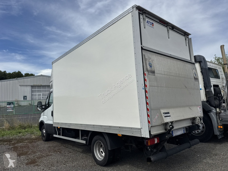 Furgoneta Iveco 35C16