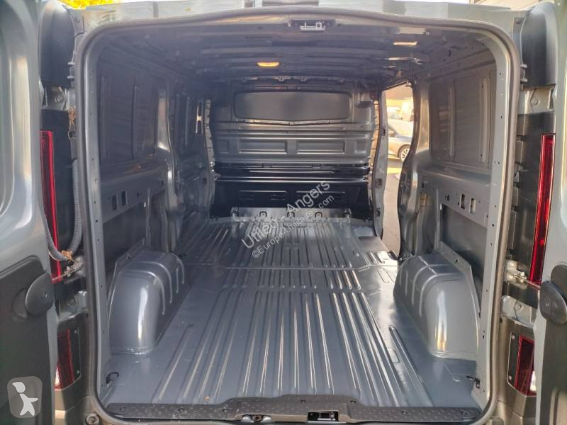 Renault L2H1 2.0 DCI 150CH ADVANCE van