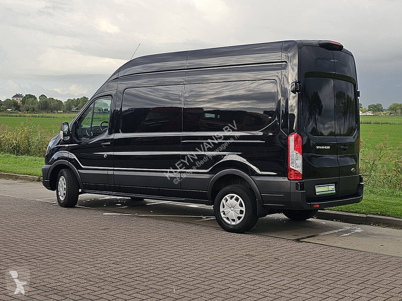 Veículo utilitário Ford 330